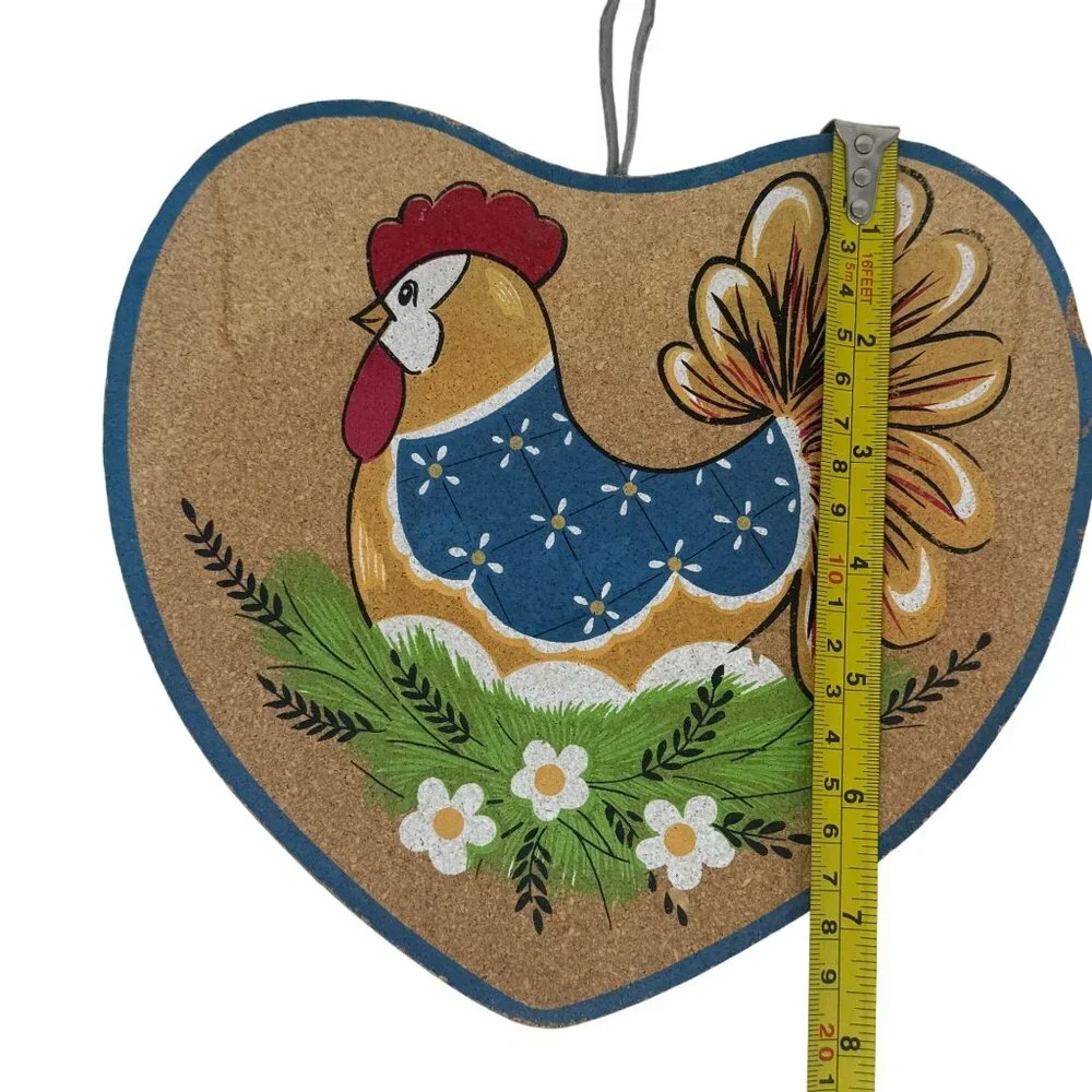 VTG Chicken Hen Cork 3 PC Different Sizing Hanging Trivets Heart Shaped Kitchen